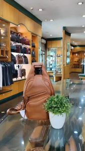Tas Pinggang Ransel Waist Bag Pria Kulit Sapi Asli Karl Sangkoni Ransel MJ-TPG 40