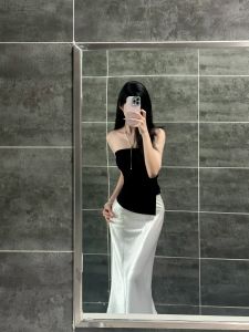 VKSOD | Elegant Summer New Style Small Size Fashionable Shoulder Exposure Fragrance Wind Top Skirt Set Womens Commute Style Casual Scene