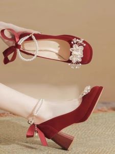 รองเท้าแต่งงาน Mary Janes สีแดง รองเท้าแตะแบบสวมสำหรับเจ้าสาว รองเท้าแตะแบบสวมสองชั้น ทรงหัวมน ทรงหัวมน ทรงหัวมน รองเท้าส้นหนา