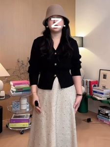 Áo Len Cardigan Dệt Kim Cổ Chữ V Cỡ Lớn Cho Nữ Mùa Thu Đông Màu Đen Dáng Rộng Che Giấu Mỡ Thừa Thời Trang Hợp Thời Trang