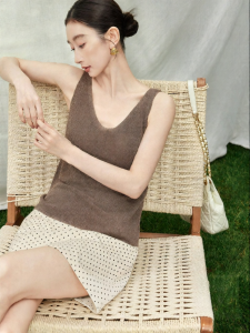 SUSHE | Laid-back Stretchable Pure-color Glittery Sleeveless Knitted Vest