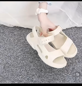 Light weight comfortable Eva material outdoor sandal shoes Selipar wanita