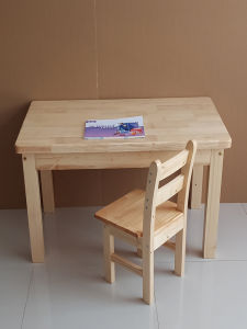 Solid Wood Childrens Study Desk And Chair Set Kindergarten Baby Pine Wood Writing Desk Simple Style Mobile Customizable