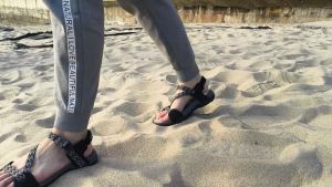 GRITION Green Woman Outdoor Sandals Dailey Casual Sport Athletic Sandals