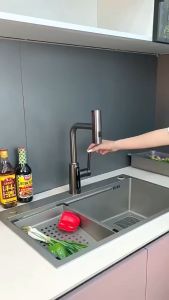 QUITE Kitchen Faucet Digital Display Pull Out Lead Free Hot and cold Brass Rotation Sink Mixer White Chrome Wallfall Style Basin Tap