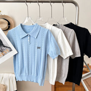 Phong Cách Hàn Quốc Thời Trang Sành Điệu Đa Năng Nút Thắt Bướm Thêu Cổ Polo Áo Sơ Mi Dệt Kim Tay Ngắn Có Nút Đơn Áo Sơ Mi Cơ Sở Cho Nữ Mùa Hè