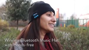 Topi Kupluk pria wanita dengan fitur bluetooth with headset /handsfree Kupluk Bluetooth Knit Bisa Buat Telepon