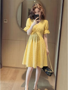 YIKEMAI | Retro French Romantic Style Dress V-Neck Gentle Yellow