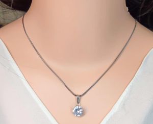 Bundara Acc-1492 Korean style Titanium premi rantai belut Kalung Permata Titanium Belut Mata Satu
