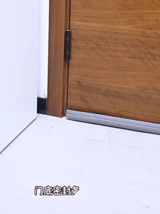 YELLOW SHOP Door Bottom Seal Strip Rubber Soundproof and Waterproof Anti-Insect and Pest that Can Enter to your Home
