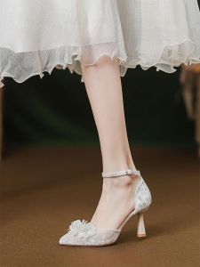 รองเท้าแต่งงานสไตล์จีนที่สวยหรู หนัง รุ่น ผู้หญิง รองเท้าส้นสูงรองเท้าสบาย อินเทรนด์ ดอกไม้ ดีไซน์ 2024 สินค้าใหม่