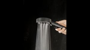 หัวฝักบัวแรงดันสูง 5 โหมดปรับได้พร้อมป้ายเดียว หัวฝักบัวพกพาแผ่งสีดำหัวสเปรย์กลมฮาร์ดแวร์ห้องน้ำอุปกรณ์ห้องน้ำ