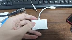 Bộ Chuyển Đổi Âm Thanh Type C 3 Trong 1 Tích Hợp USB Và Sạc Dành Cho iPhone 16/17 Series Bộ Chia Tín Hiệu iOS OTG Bộ Chuyển Đổi Giắc Tai Nghe Byscoon