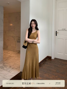 Slim U-neck Gold Thread Yarn Dress