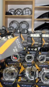 MOSCOW LAMPU TEMBAK LASER SQL 6 EYES LED 6 MATA LAMPU MERK MOSCOW POWER 18W PER LAMPU ARUS DC 12 - 80V 2 MODE HIGH/LOW BAHAN BODY BESI SUDAH WATERPROOF 2 PILIHAN VARIAN KUNING/PUTIH DAN PUTIH/PUTIH PEMAKAIAN UNTUK MOTOR / MOBIL / TRUCK / FUSO / COINTAINER
