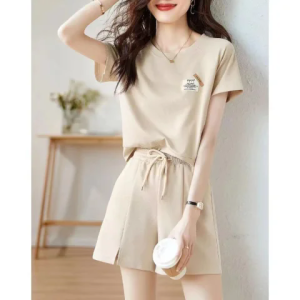 Fashionable Casual Sportswear Set Womens Summer High-End Polo Neck Top Wide Leg Shorts Salt System Maturity Two-Piece Set