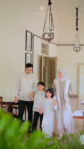 LESTARIJAYA Baju Couple Keluarga Meraya Sarimbit Family Set Baju Seragam Lebaran 2025
