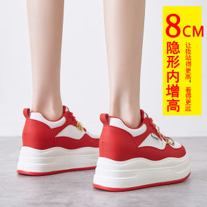 รองเท้าแต่งงานสีแดงสำหรับผู้หญิง ทรงหัวมน รองเท้าแตะพื้นหนา ส้นสูงแบบพิเศษ รองเท้าลำลองสำหรับฤดูใบไม้ร่วง 2025 รองเท้าแตะแบบสวมสบาย