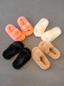 Dép Đi Trong Nhà Phong Cách Công Chúa Cho Bé Gái Trẻ Em Chống Trơn Trượt Cotton Vải Bông Vải Trên Chất Liệu Mềm Cảm Giác Lông Xù Mới Mùa Thu Mùa Đông