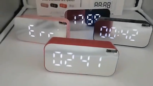 Loa Bluetooth kiêm đồng hồ nhạc FM đo nhiệt độ có khe cắm thẻ nhớ - Loa đồng hồ mặt gương