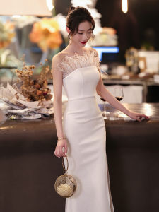 ชุดราตรีสุดหรูหราสีขาว ชุดราตรีผู้หญิง 2025 ชุดราตรีย้อนยุคหรูหรา ชุดราตรีเอวสูง ชุดราตรีแขนกุด ชุดราตรีทรงเอ