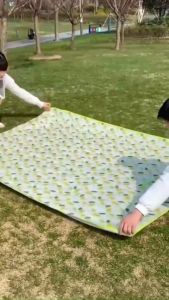 Thảm Picnic Dã Ngoại Đi Chơi Loại Dày Chống Nước Tiện Gọn