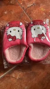 Dép bông trong nhà đế cao su dép đi trong nhà in hình DOREMON-HELLO KITTY dễ thương cho bé từ 2-10 tuổi Chưa có đánh giá 1 đã bán