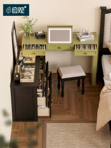 Vintage Style Wooden Makeup Vanity for Small Rooms Corner Placed