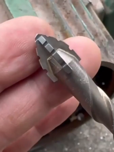 9Pcs กันลื่น ดอกไขควงปากแบน ป้องกันการกระแทก ทนต่อการสึกหรอ ชุดหัวแม่เหล็ก แบบพกพาได้ ทนต่อแรงกระแทก หัวเจาะข้าม