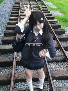 เสื้อสเวตเตอร์คาร์ดิแกนถักแขนยาวหลวมๆ สไตล์ญี่ปุ่น ชุดกระโปรงสก็อตฤดูใบไม้ร่วงและฤดูหนาว ชุดนักเรียนสำหรับผู้หญิง