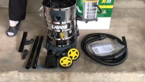 เครื่องดูดฝุ่น ดูดน้ำ ขนาด 30 ลิตร  Wet and Dry Vacuum Cleaner ยี่ห้อ LAVOR  รุ่น DOZZY 30XS เครื่องดูดฝุ่น ดูดน้ํา เครื่องดูดฝุ่นดูดน้ำ เครื่องดูดฝุ่น ดูดได้ทั้งน้ํา - Lazada