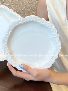 Retro Embossed Floral Ceramic Dessert Salad Breakfast Yogurt Bowl Plate Western Dining Dish Vintage Style round Shape 8 Inches
