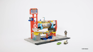 Matchbox Spin Cyclone Car Wash Playset With 1:64 Scale Die-Cast Toy Corvette & Tow Truck (JGB68)