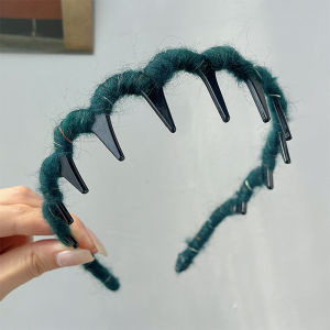 Fashionable Knitted Hairband Womens Versatile Hair Accessory Anti-Slip Hair Clip with Teeth for Face Washing And Hair Care