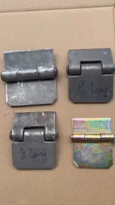 Bản lề chất liệu thép cho thùng bửng xe tải bản lề cho máy ủi máy xúc.