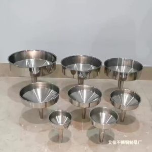 Phễu Inox Miệng Rộng Dụng Cụ Rót Dầu Nhà Bếp Có Lưới Lọc Thiết Kế Dày Dặn Có Móc Treo Dùng Trong Gia Đình