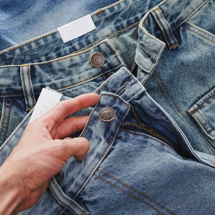 Qu%E1%BA%A7n%20Short%20Nam%20%E1%BB%91ng%20su%C3%B4ng%20t%C3%BAi%20h%E1%BB%99p%20jean%20cotton%20form%20ng%E1%BA%AFn%20tr%C3%AAn%20g%E1%BB%91i%20M%C3%A0u%20Xanh%20b%E1%BB%A5i%20-%20Image%206