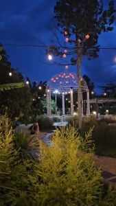 ไฟเส้นระย้า แอลอีดี โซลาร์เซลล์ ยาว 10 เมตร 1 0ขั้ว BEC รุ่น WONDERLAND 8W