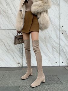 รองเท้าบูทหนังสัมผัสยางยืดสีดำ ทรงหัวเหลี่ยม หุ้มข้อสูง รองเท้าบูทผู้หญิง ทรงหัวแหลม ฤดูใบไม้ร่วง/ฤดูหนาว