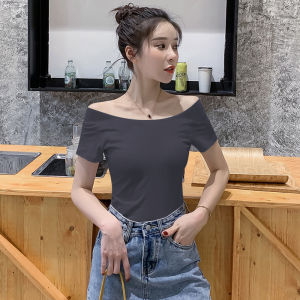 Áo Thun Nữ Tay Ngắn Màu Đen Cổ Chữ V Hở Vai Mùa Hè 2025 Thiết Kế Độc Đáo Mới Nhỏ Gọn Phong Cách Hàn Quốc Cotton Thoáng Khí