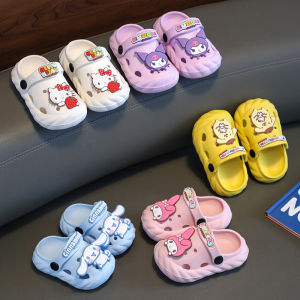 TOPTOY | Hello Kitty stylish slippers non-slip platform sandals beach shoes closed-toe mesh shoes suitable for home and travel wear.