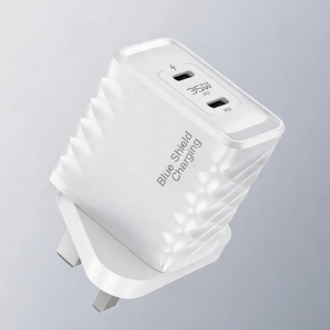 BlueShieldCharging 35W GaN 2‑Port Dual Type‑C Charger UK 3‑Pin Plug PD QC PPS Safe Anti‑Shock