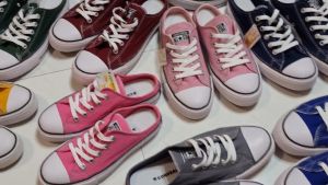 Sepatu Sneakers Pria Flat Terbaru: Karet Lentur Empuk Import Murah