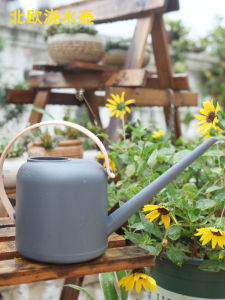 Plastic Lightweight Scandinavian Two-Color Long Sprout Pot Watering Flowers and Vegetables Water Kettle For Home Growing Flowers and Succulent 1.7L Watering Can