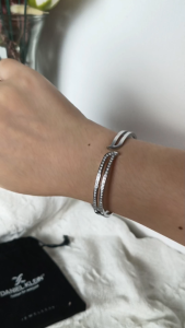 Daniel Klein Women Silver Stainless Steel Bangle Bracelet DKJ.3.1098