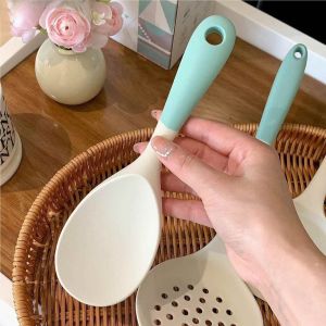 aishangzhaipin | Non-stick Heat-resistant Food-grade Silicone Rice Scoop