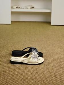 Daphne | Black Crystal Decorated Summer Flat Sandals Comfortable