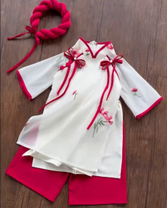 AD50 Áo dài Tết cách tân Mẹ và Bé gái tơ thêu đỏ trắng HOA AN mặc đi chơi chụp ảnh RIOKIDS