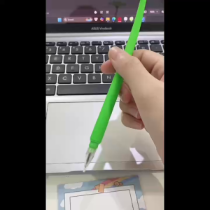 Bút Bi Cỏ 4 Lá May Mắn Dễ Thương – Bút Bi Cây Non Xinh Xắn Viết Êm Mới Nhất 2025