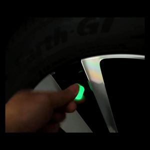 Car Tire Luminous Valve Cap luminous tire valve cap for motor luminous tire valve cap for motor for car for bike Luminous Car Tire Valve Caps Fluorescent Night Glowing Cap Decor for Car Motorcycle Bicycle Wheel Styling Tyre Hub